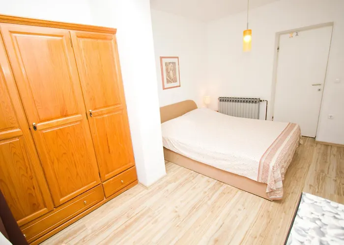 Pasalic * Макарська